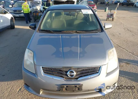 2011 Nissan Sentra 2.0S z USA, uszkodzony, nr VIN 3N1AB6AP5BL640971